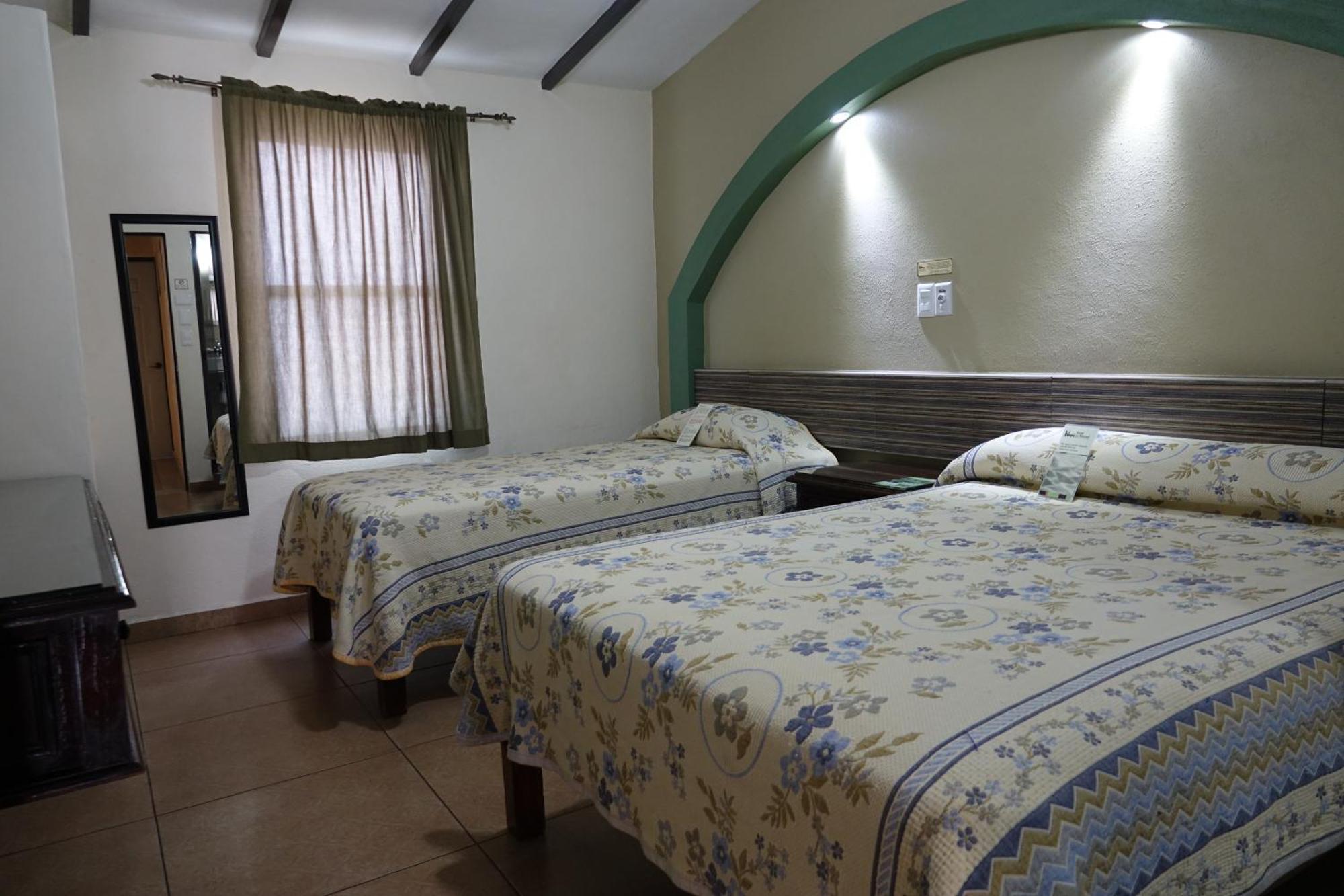 Hotel La Merced Colima Exteriér fotografie